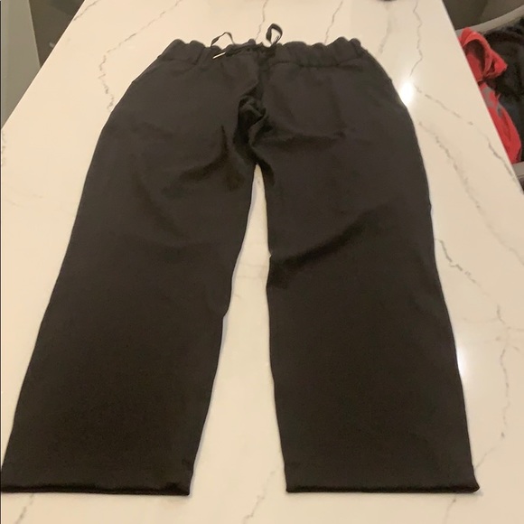 lululemon athletica Pants - lululemon black cropped pants